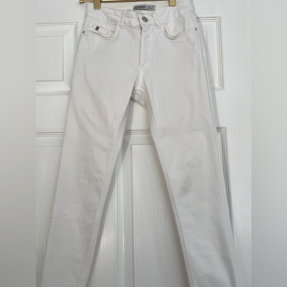 ZARA White Jeans - Picture 2 of 11